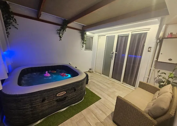 My Summerhouse With Jacuzzi