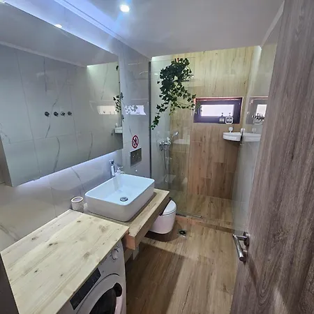아파트 My Summerhouse With Jacuzzi *