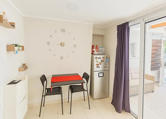 My Summerhouse With Jacuzzi Апартаменты *