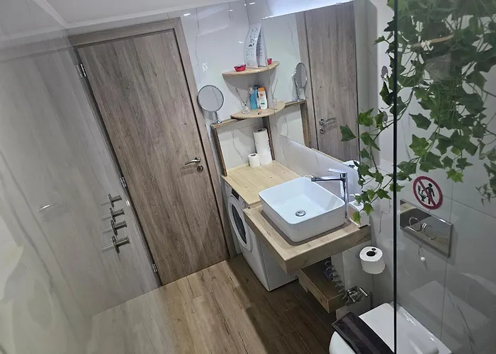 My Summerhouse With Jacuzzi Кремасти