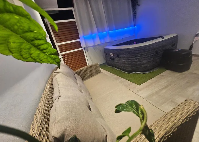 My Summerhouse With Jacuzzi Kremastí